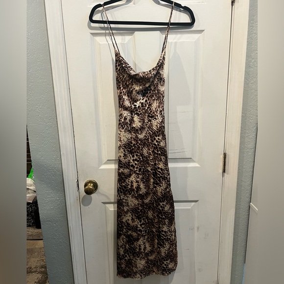 Cheetah print, maxi dress - Picture 1 of 3